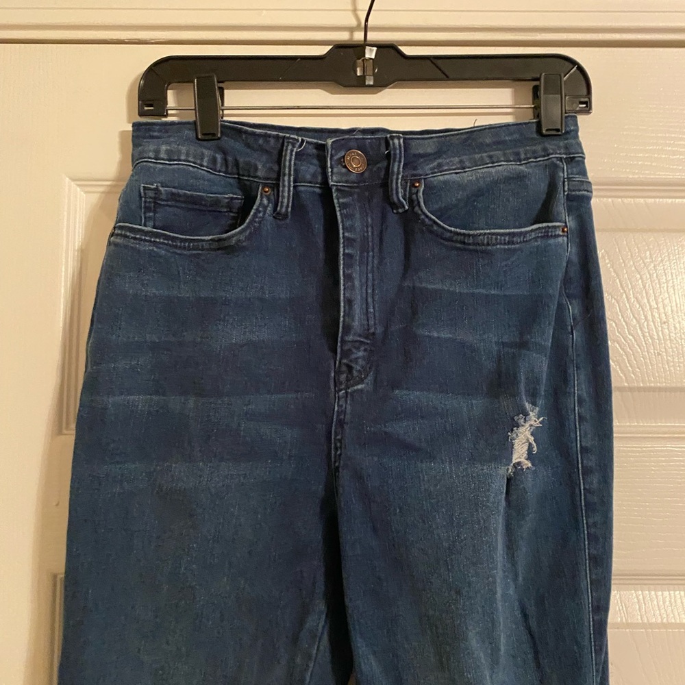 Women's Distressed Flare Jeans YMI Gigi Fit. Juniors 11/30.🐠 - Picture 4 of 7